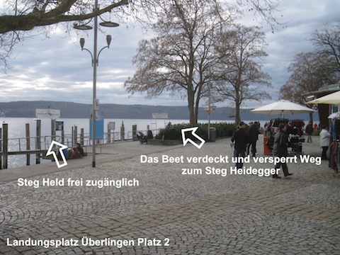 Werbung am Landungsplatz in &Uuml;berlingen